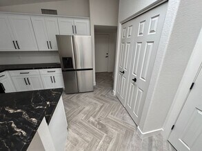 18644 N 44th Pl in Phoenix, AZ - Building Photo - Building Photo