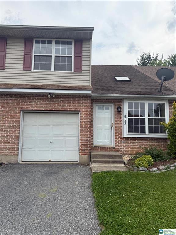 2732 Victoria Ln in Easton, PA - Building Photo - Building Photo