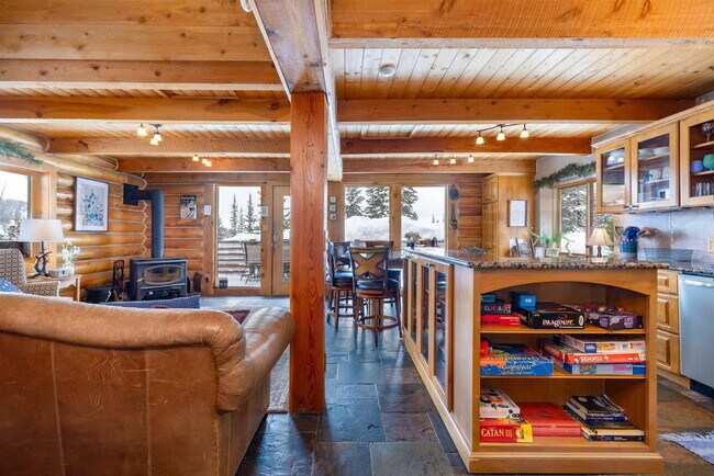 237 Hamilton Ln in Breckenridge, CO - Building Photo - Building Photo