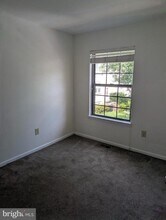 6026 Little Brook Ct in Clifton, VA - Building Photo - Building Photo