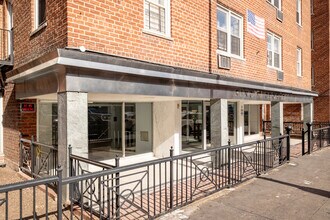 King Apartments in Elmhurst, NY - Building Photo - Building Photo