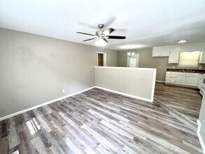 6302 Menifee Dr NW in Huntsville, AL - Building Photo - Building Photo