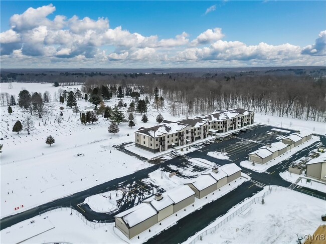 4597 NY-31 in Clay, NY - Building Photo - Building Photo