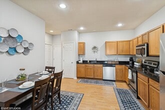 284 SE Booth Ave in Waukee, IA - Building Photo - Building Photo