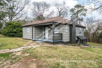 841a Lynn Dale Ln in Forestdale, AL - Building Photo - Building Photo