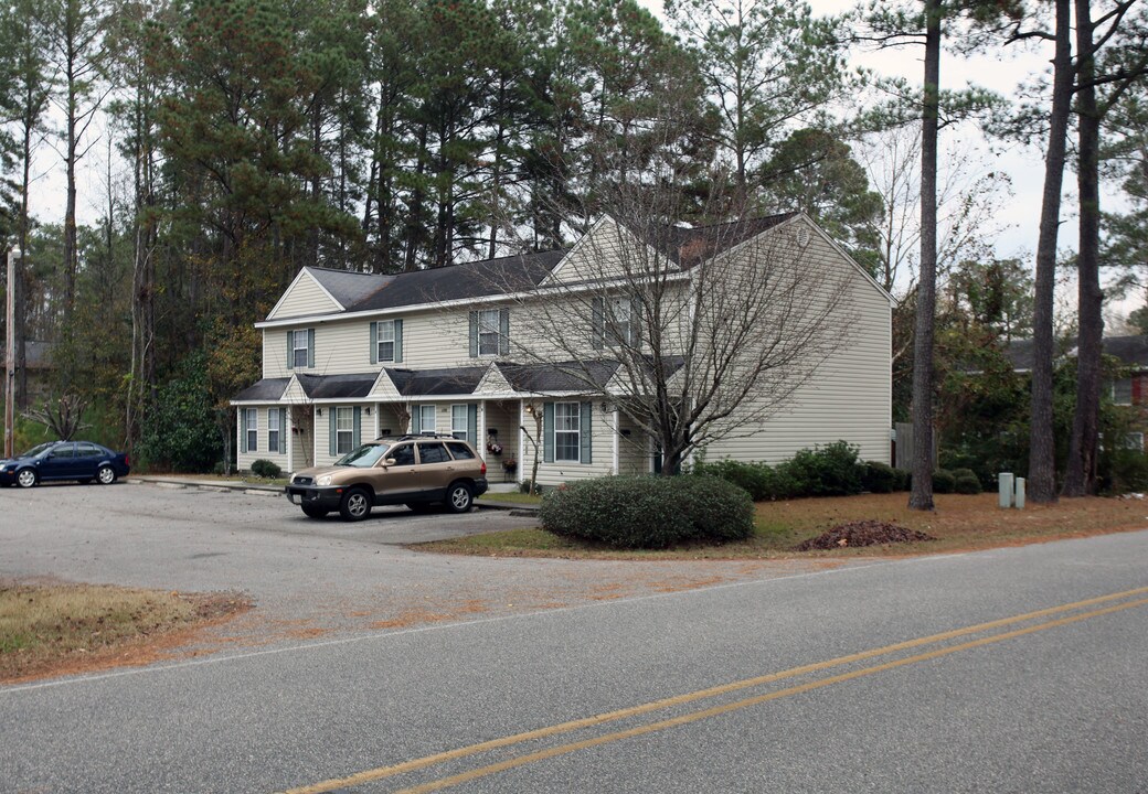 1100 Pine St in Conway, SC - Building Photo