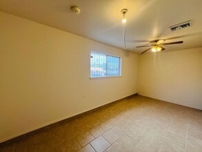 9632 Montwood Dr in El Paso, TX - Building Photo - Building Photo