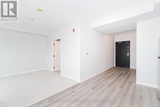 1350 Hemlock Rd in Ottawa, ON - Building Photo - Building Photo