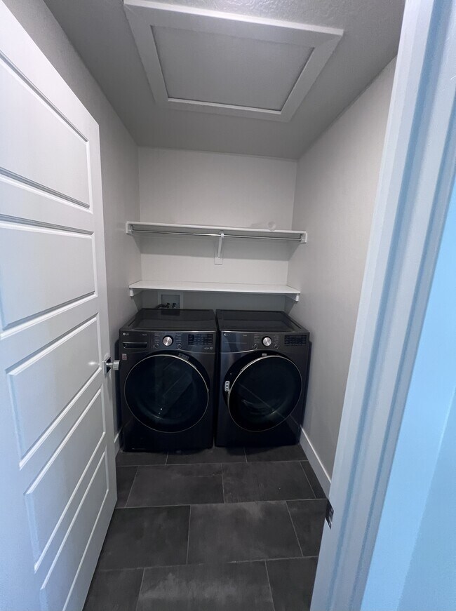 1359 North St in Saratoga Springs, UT - Building Photo - Building Photo