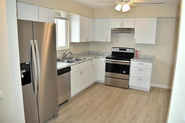 6829 Western Pl in Colorado Springs, CO - Building Photo - Building Photo