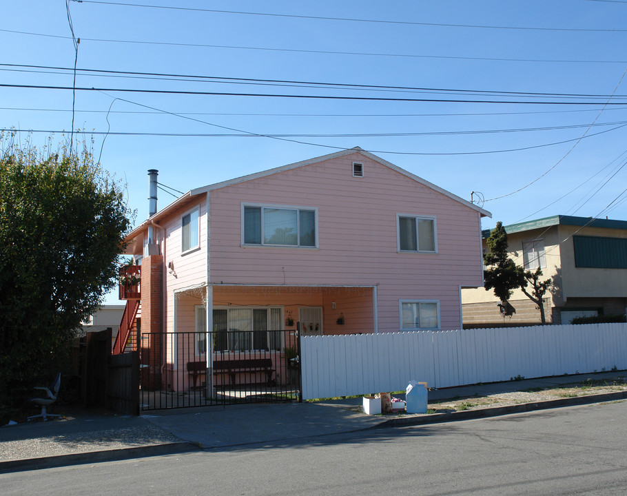 1447 Humboldt Ave in San Pablo, CA - Building Photo