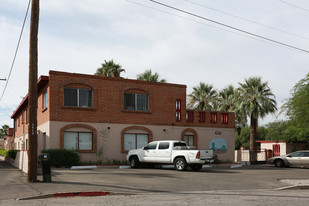 El Ranchito Sereno Apartments