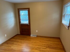 1133 Vilas Ave, Unit 1133 in Madison, WI - Building Photo - Building Photo