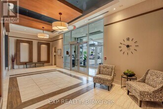 330-330 Titan Private in Ottawa, ON - Building Photo - Building Photo