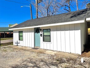 7303 Market St in Houston, TX - Building Photo - Building Photo