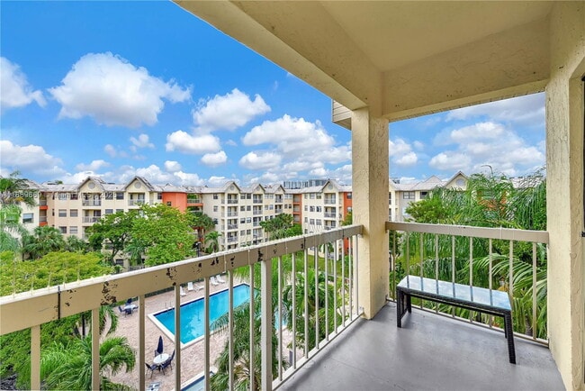 property at 8120 Geneva Ct