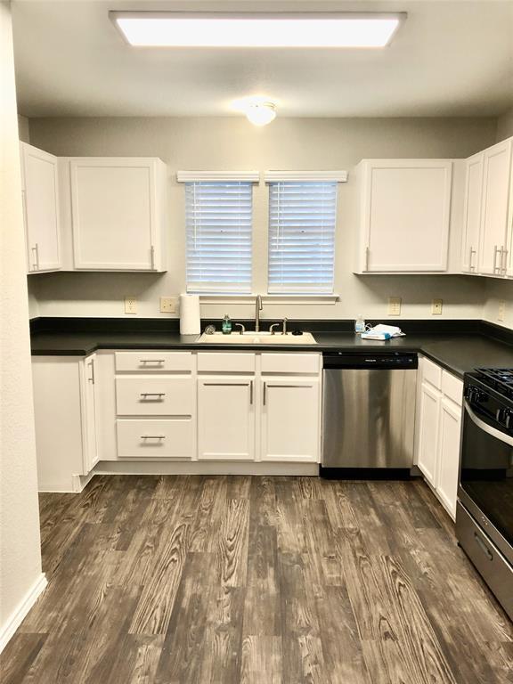 property at 1514 Carriage Hills Trail