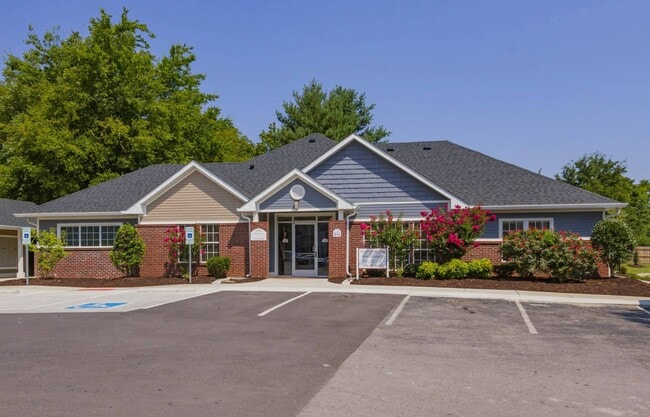 The Villages of Gallatin in Gallatin, TN - Building Photo - Building Photo
