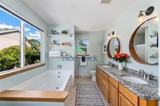 17716 8th Pl W in Lynnwood, WA - Building Photo - Building Photo