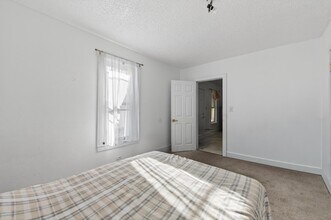 307 E Oak St in Lafayette, CO - Building Photo - Building Photo