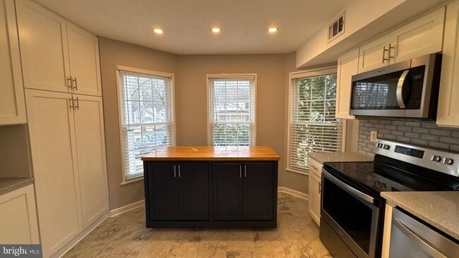 7225 Steamerbell Row in Columbia, MD - Building Photo - Building Photo