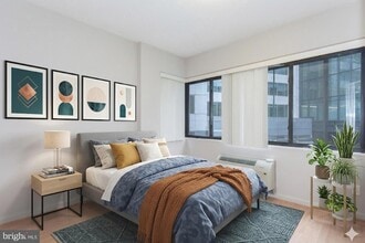 2141 I St NW, Unit 316 in Washington, DC - Foto de edificio - Building Photo