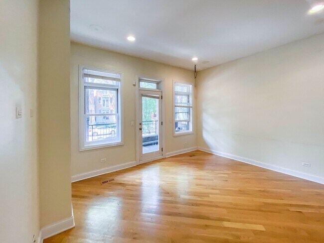 property at 3247 N Seminary Ave