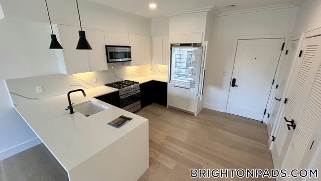 50 Leo M Birmingham Pkwy