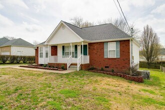 704 Veneta View Dr in Mount Juliet, TN - Building Photo - Building Photo