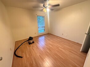 9526 Misty Bridge St in Houston, TX - Building Photo - Building Photo