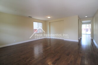 2771 Garrett Pl in Woodland, CA - Foto de edificio - Building Photo