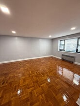 56 S Munn Ave in East Orange, NJ - Building Photo - Building Photo