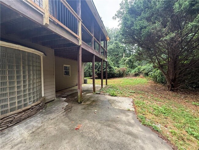1505 Hillcrest Dr in Sugar Hill, GA - Building Photo - Building Photo