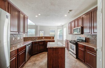 5122 Raven Forest Ln in Katy, TX - Building Photo - Building Photo