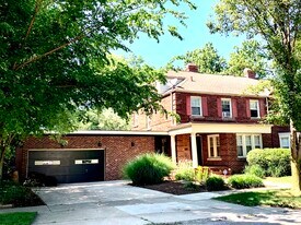 2628 Traymore Rd in University Heights, OH - Building Photo