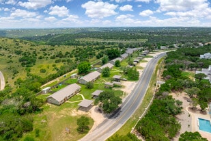 Country Hills in Kerrville, TX - Building Photo