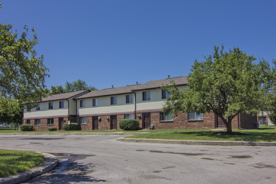 Elgin Manor Apartments in Muncie, IN - Building Photo