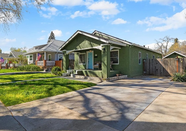 128 Irene Ave