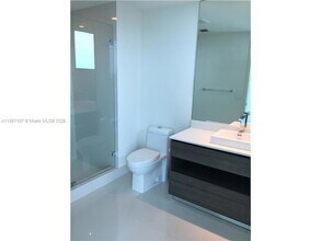 1100 S Miami Ave, Unit 3104 in Miami, FL - Building Photo - Building Photo