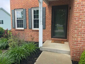 418 Ring of Kerry Dr in Belleville, IL - Building Photo - Building Photo