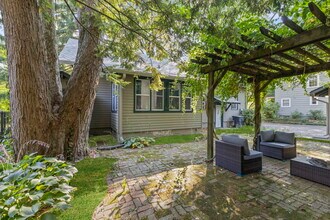 3750 Totem Ln in Indianapolis, IN - Building Photo - Building Photo