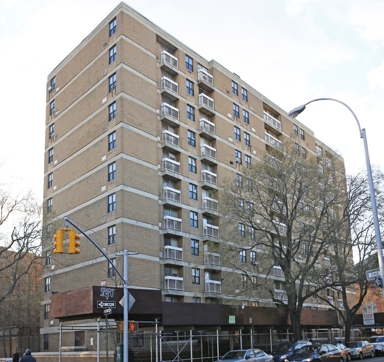 Stuy Park in Brooklyn, NY - Building Photo