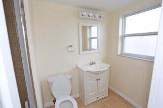 225 5th Ave NE in St. Petersburg, FL - Building Photo - Building Photo