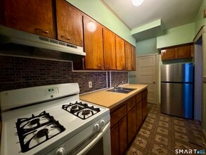 45 Ives St in Waterbury, CT - Building Photo - Building Photo