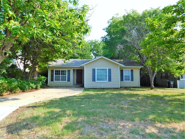 1804 Panhandle St in Denton, TX - Building Photo