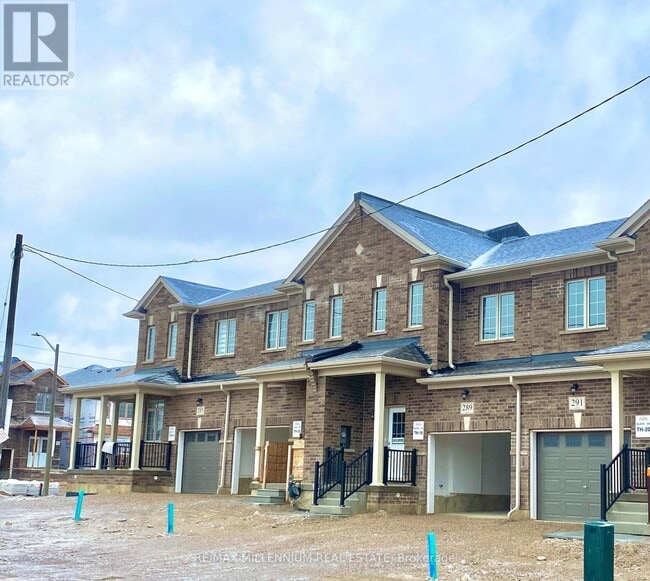 property at 289 Russell St