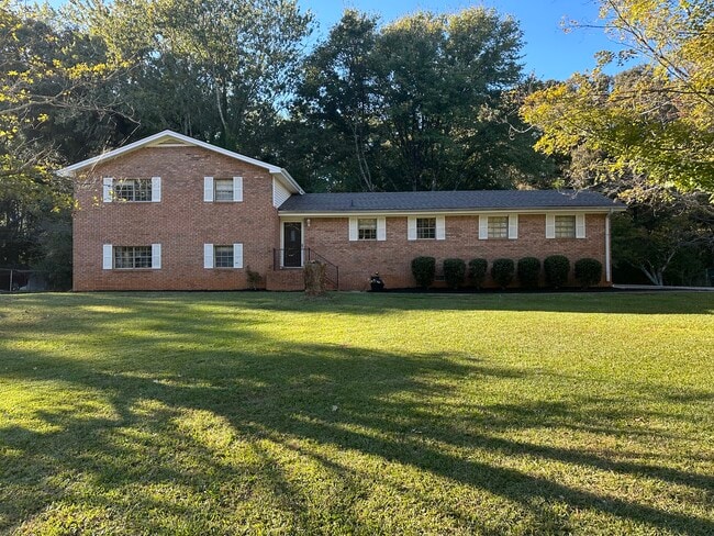 3241 Bomar Rd in Douglasville, GA - Building Photo - Building Photo