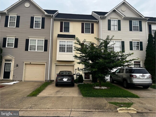 property at 11082 Clovertree Ct