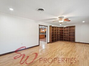 596 N Lydia Ave in Stephenville, TX - Building Photo - Building Photo