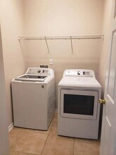 469 Glastonbury Dr in Orlando, FL - Building Photo - Building Photo